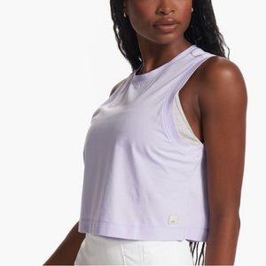 Viouri feather weight cropped tank Performance stretch knit . Relaxed fit. XS